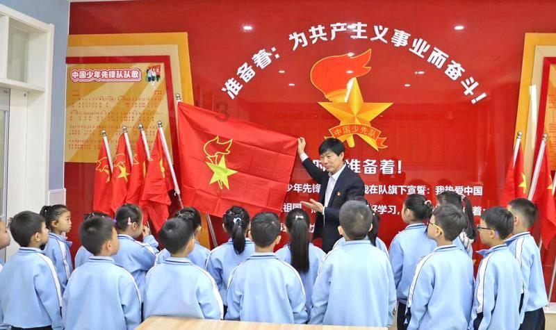你好，临牌电动三轮车没买交强险却买有第三者，如果发生事故是不是要赔偿交强险要赔偿的？
